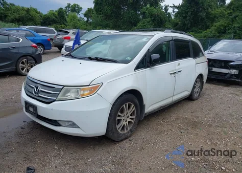 2013 Honda Odyssey Ex-L from USA, damaged, VIN 5FNRL5H62DB031164